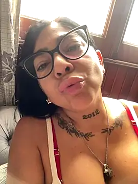 solmorochia online show from 12-14-25, 04:12