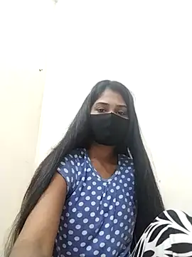 Green LaDY66 online show from 11-12-25, 04:13