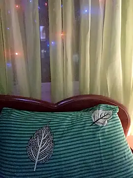 Snapshot of Esenia505 chatting on 01-15-26, 05:16 Esenia505 online show from 01-15-26, 05:16