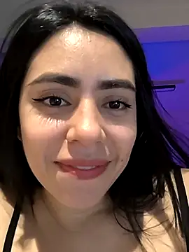 Sara-215 online show from 12-17-25, 01:33