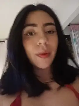 Snapshot of Sara-215 chatting on 03-28-26, 03:28 Sara-215 online show from 03-28-26, 03:28