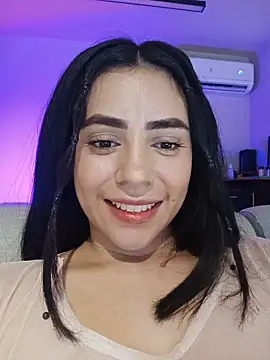 Snapshot of Sara-215 chatting on 04-03-26, 05:27 Sara-215 online show from 04-03-26, 05:27