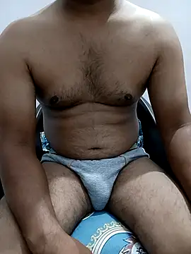 Snapshot of Nikhil_Luv chatting on 10-28-25, 04:53 Nikhil Luv online show from 10-28-25, 04:53