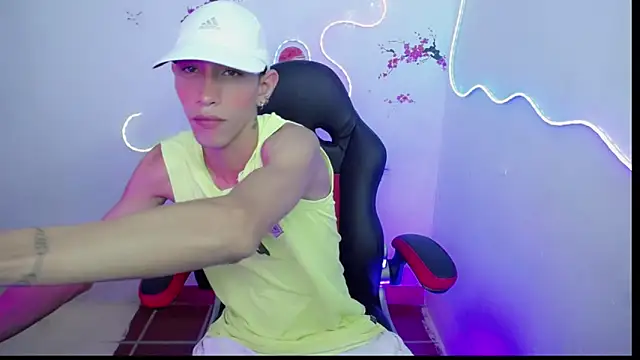 The latin boy online show from 11-20-25, 07:57