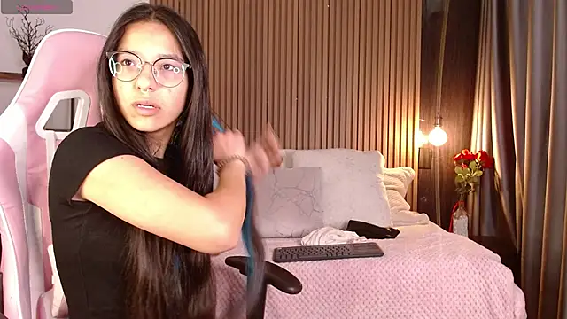 Skay bluee online show from 11-22-25, 12:26