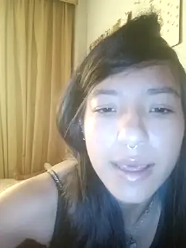 Skay bluee online show from 12-21-25, 08:38