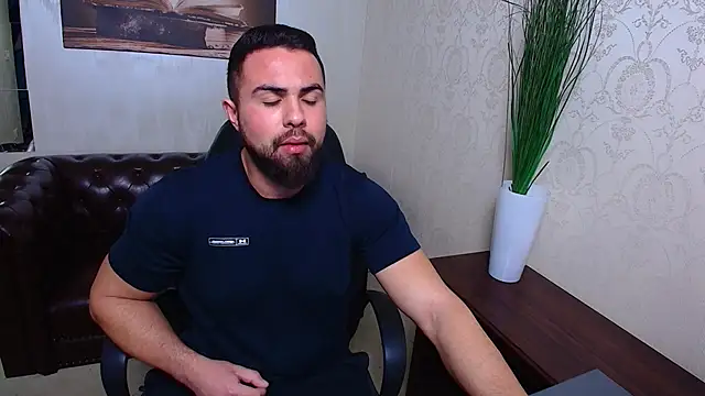 HayesWood online show from 02-05-26, 05:45