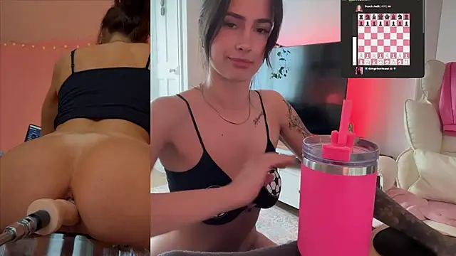 SpicyLunaaa online show from 07-01-26, 12:51