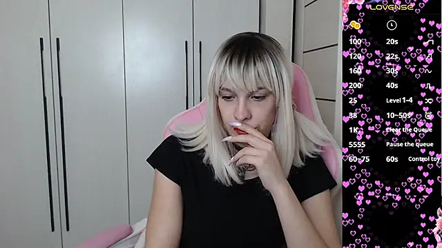 ElixabetANG online show from 02-08-26, 04:16