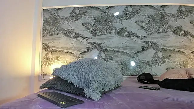 alejo gray online show from 11-16-25, 04:40