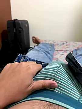 SentScruples online show from 11-04-25, 02:49