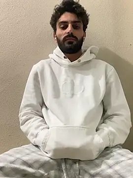 Snapshot of Tipsiz22 chatting on 10-29-25, 12:46 Tipsiz22 online show from 10-29-25, 12:46