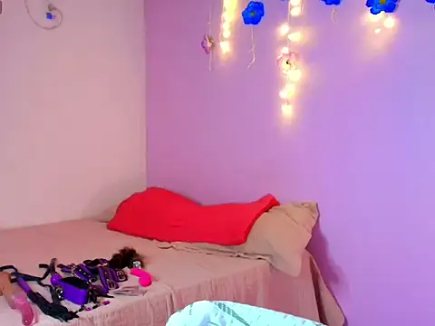 Aprilsweet2005 online show from 11-24-25, 01:11