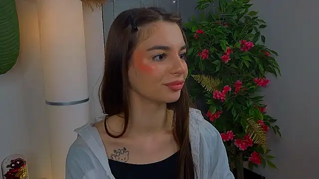 LauraHansil online show from 03-08-26, 02:26