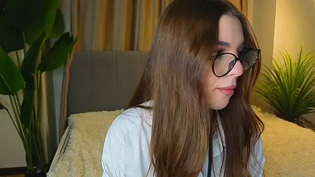 LauraHansil online show from 05-07-26, 07:30