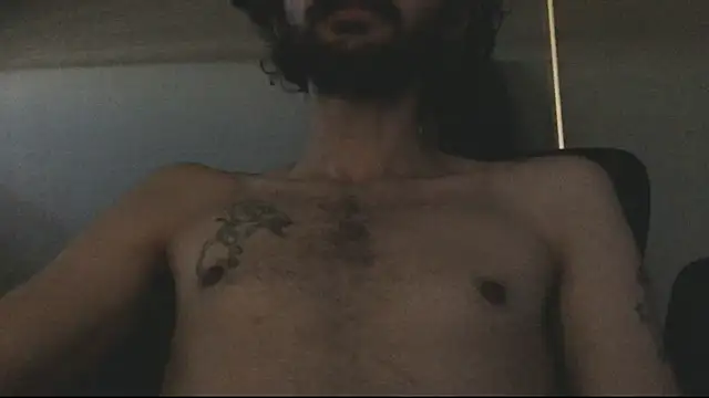 Snapshot of Punkzill4 chatting on 12-18-25, 05:30 Punkzill4 online show from 12-18-25, 05:30