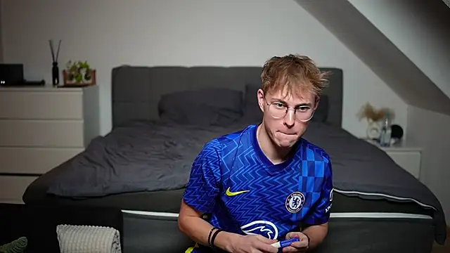 Snapshot of InnocentGuysOF chatting on 02-06-26, 05:16 InnocentGuysOF online show from 02-06-26, 05:16