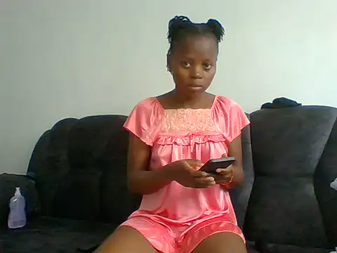 Snapshot of Spicyit2 chatting on 05-26-26, 10:44 Spicyit2 online show from 05-26-26, 10:44
