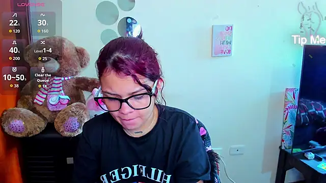 Snapshot of Emma_boo chatting on 03-01-26, 05:48 Emma boo online show from 03-01-26, 05:48