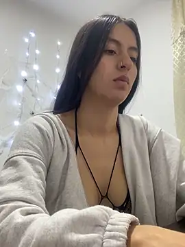 Snapshot of NatySensuaal chatting on 11-02-25, 05:10 NatySensuaal online show from 11-02-25, 05:10