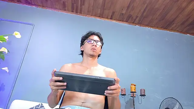 kane del toro online show from 10-30-25, 01:12