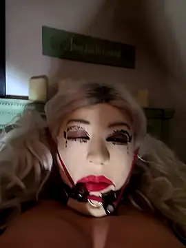 Snapshot of pleasser85 chatting on 11-04-25, 10:47 pleasser85 online show from 11-04-25, 10:47