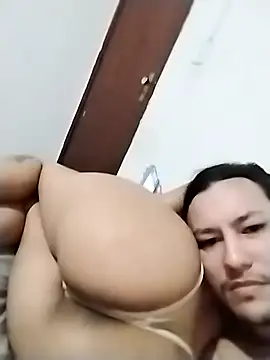 Iasmimbuttercup online show from 11-07-25, 02:33