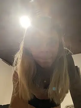 sabrinaneves online show from 10-30-25, 07:14