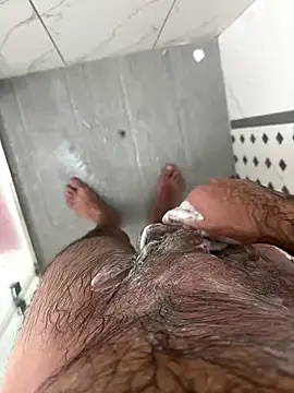 Snapshot of Lessless0606 chatting on 11-01-25, 02:02 Lessless0606 online show from 11-01-25, 02:02