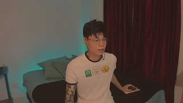 estmonnn online show from 12-02-25, 11:23