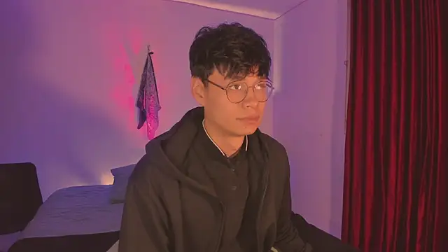 estmonnn online show from 12-15-25, 01:21