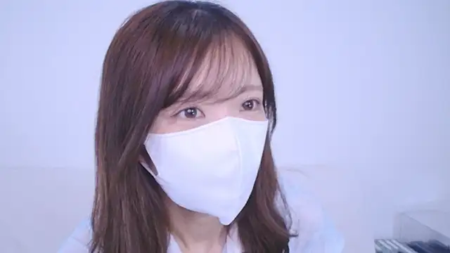 Snapshot of Minami_jjjj chatting on 05-29-26, 12:41 Minami jjjj online show from 05-29-26, 12:41