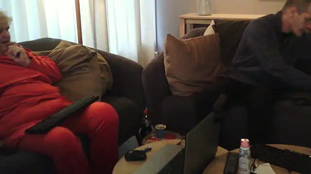 Sylviastar46 online show from 12-01-25, 07:57