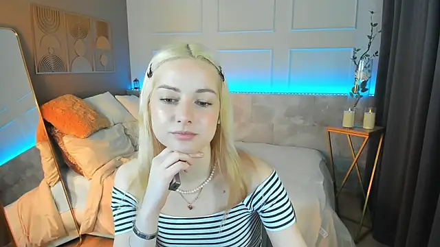 Jessie Cuti online show from 02-17-26, 01:51