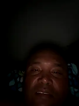 Snapshot of Hectorperez41 chatting on 10-30-25, 04:36 Hectorperez41 online show from 10-30-25, 04:36