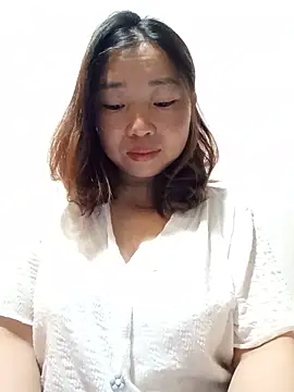 julybe online show from 06-12-26, 04:06