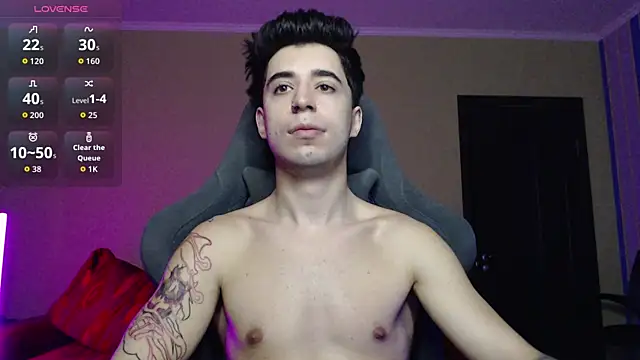 Yofukashii online show from 11-26-25, 02:07