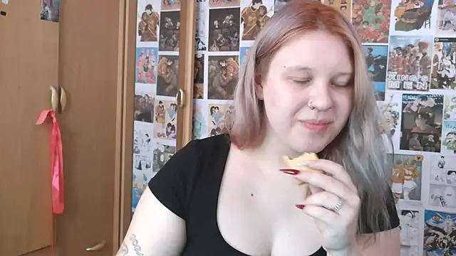 Snapshot of FoxPlayXX chatting on 07-12-26, 02:52 FoxPlayXX online show from 07-12-26, 02:52