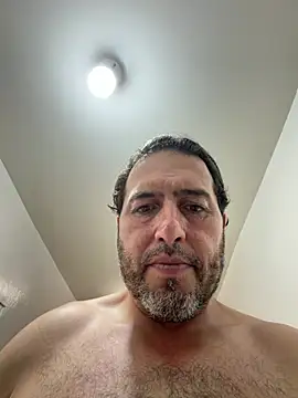 Snapshot of ezrah23 chatting on 07-08-26, 12:26 ezrah23 online show from 07-08-26, 12:26