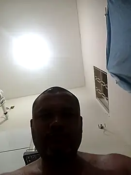 loboalfa2030 online show from 11-08-25, 04:01