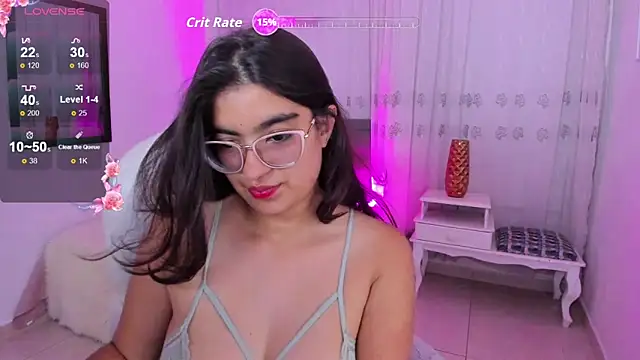 Snapshot of Luna_Jonnes1 chatting on 04-19-26, 02:33 Luna Jonnes1 online show from 04-19-26, 02:33