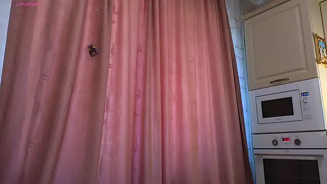 Lovelly molly1 online show from 06-19-26, 10:19