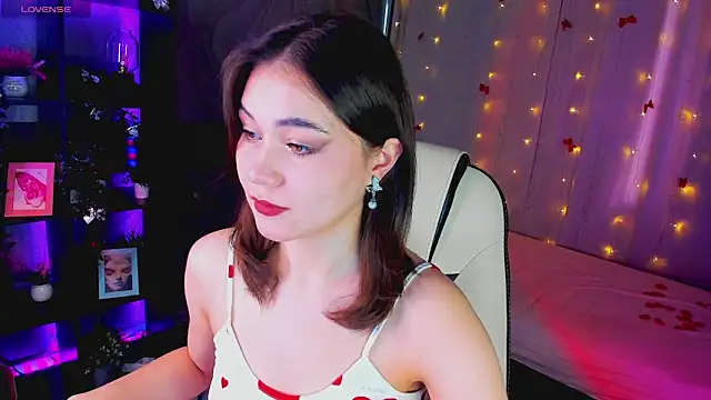 Snapshot of MistyLovia chatting on 03-19-26, 09:46 MistyLovia online show from 03-19-26, 09:46