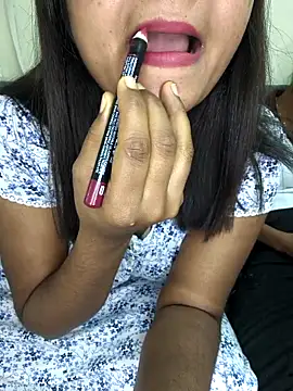 Cuty Pussy1 online show from 11-13-25, 07:29