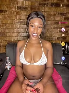 Snapshot of SP1CY_MOMMY chatting on 06-03-26, 06:13 SP1CY MOMMY online show from 06-03-26, 06:13