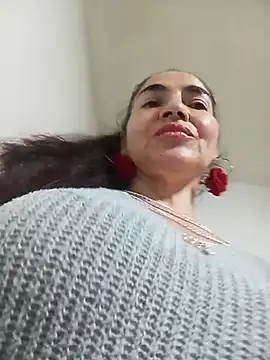 MaryRoze  online show from 05-09-26, 12:38