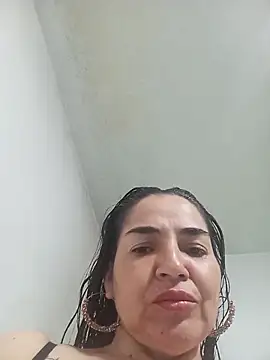 MaryRoze  online show from 06-15-26, 08:22