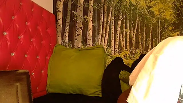 Lucile Carrie online show from 07-15-26, 04:51