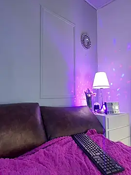 kittyblooms online show from 05-05-26, 01:19