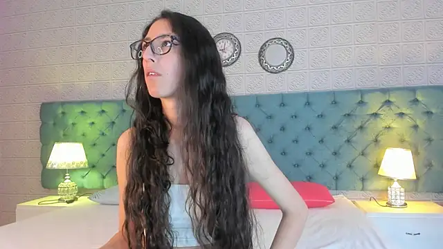 GirafMusic online show from 03-17-26, 01:36